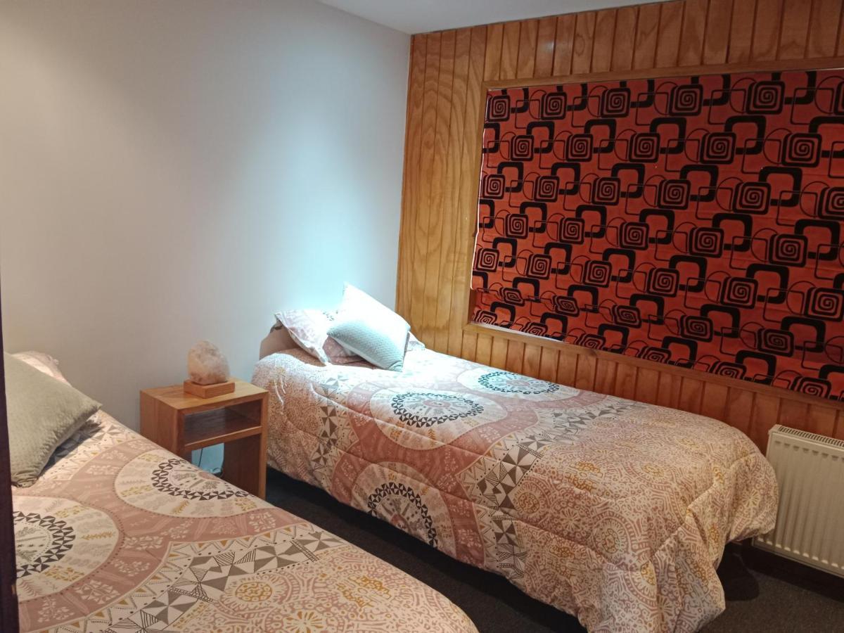 Almer Hostal بونتا أريناس المظهر الخارجي الصورة