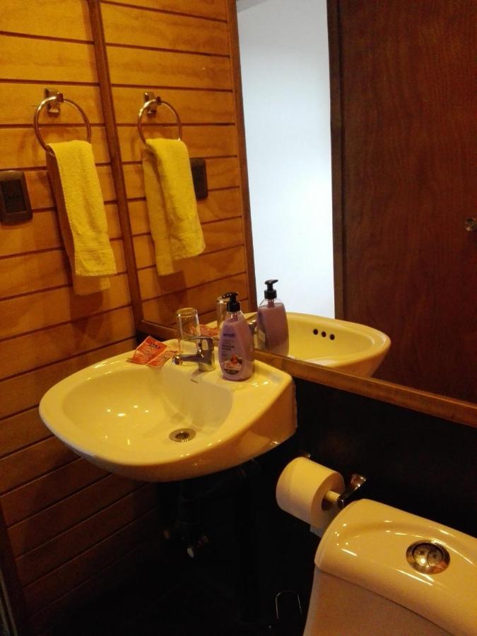 Almer Hostal بونتا أريناس المظهر الخارجي الصورة
