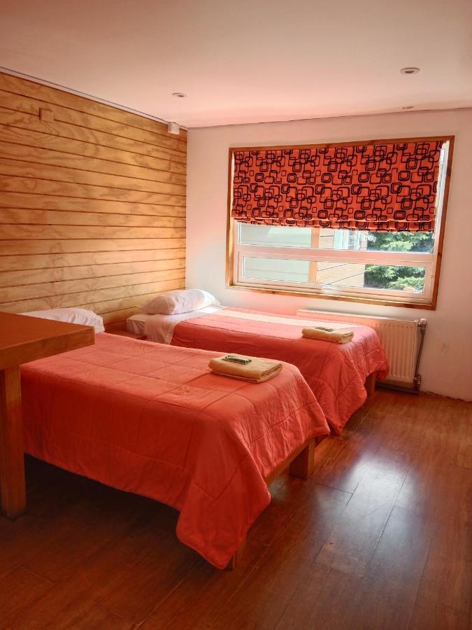 Almer Hostal بونتا أريناس المظهر الخارجي الصورة