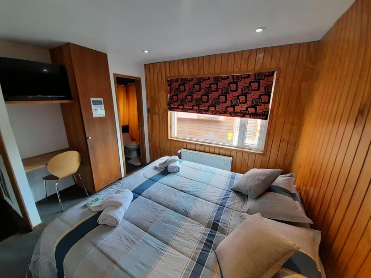 Almer Hostal بونتا أريناس المظهر الخارجي الصورة