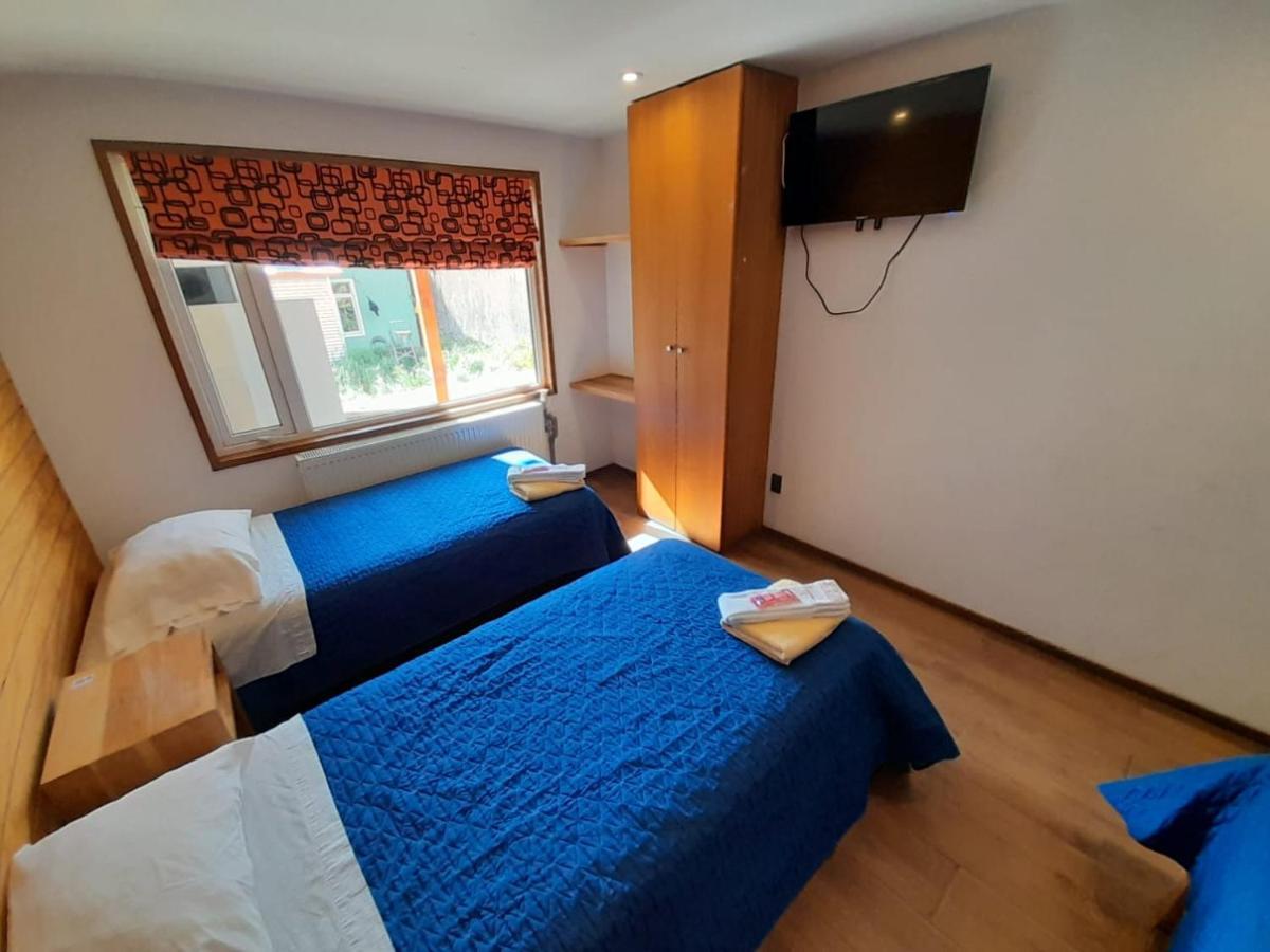 Almer Hostal بونتا أريناس المظهر الخارجي الصورة